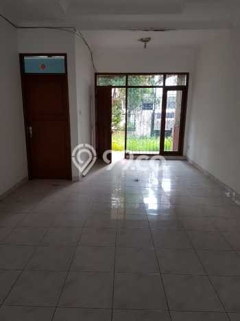 Kesempatan Emas Memiliki Rumah 3 KT 2 KM di Kawasan Bisnis Bojongloa, Bandung Kesempatan Emas Memiliki Rumah 3 KT 2 KM di Kawasan Bisnis Bojongloa, Bandung