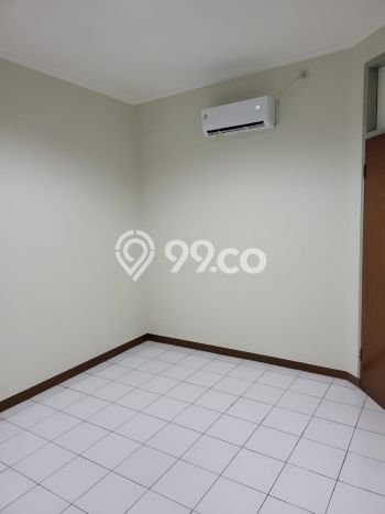 Disewakan Hunian Konsep Modern di Kelapa Gading Jakarta Utara dengan 4 KT Disewakan Hunian Konsep Modern di Kelapa Gading Jakarta Utara dengan 4 KT