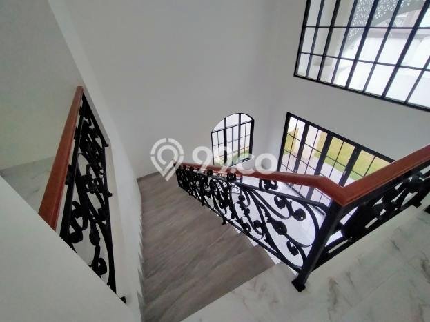 Jual Rumah Mewah Megah Dengan View Cantik di Sentul City, Bogor Jual Rumah Mewah Megah Dengan View Cantik di Sentul City, Bogor