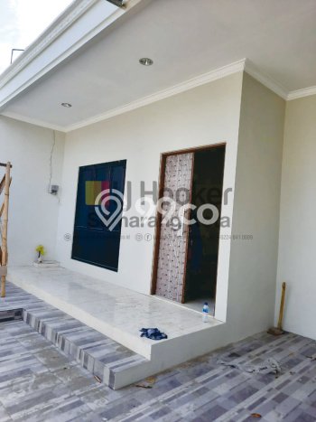 Hunian Cantik Minimalis Lb 145m2 di Pedurungan, Semarang Hunian Cantik Minimalis Lb 145m2 di Pedurungan, Semarang