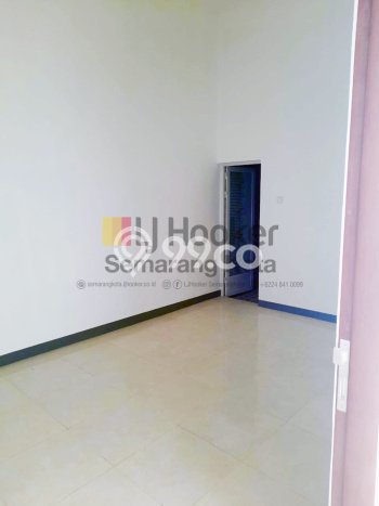Hunian Cantik Minimalis Lb 145m2 di Pedurungan, Semarang Hunian Cantik Minimalis Lb 145m2 di Pedurungan, Semarang