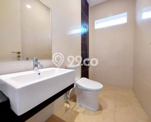 Dijual Rumah Mewah Elegan Dengan View Cantik di Gading Serpong, Tangerang Dijual Rumah Mewah Elegan Dengan View Cantik di Gading Serpong, Tangerang