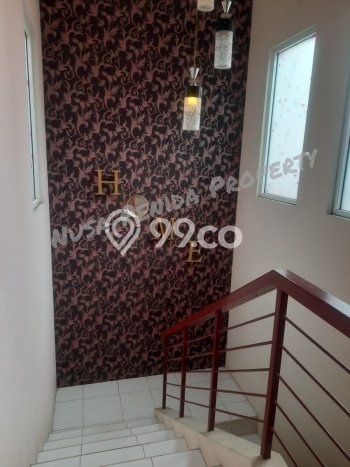 Rumah sewa siap huni 4 Kamar Tidur di Cibubur, Jakarta Timur Rumah sewa siap huni 4 Kamar Tidur di Cibubur, Jakarta Timur