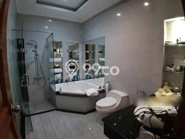 For Sale! Premium House LT 1317m2 Desain Modern di Bintaro For Sale! Premium House LT 1317m2 Desain Modern di Bintaro