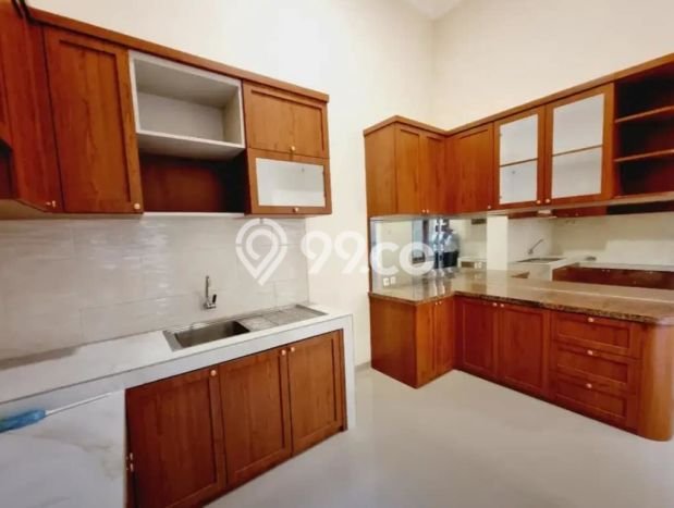 Siap Huni Rumah Mewah 4 Kamar di Banjarsari Dekat ke Mana Pun Siap Huni Rumah Mewah 4 Kamar di Banjarsari Dekat ke Mana Pun