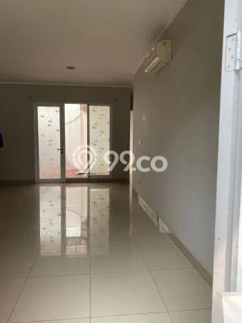 Disewakan! Rumah 4 Kamar Tidur &
4 Kamar Mandi di Summarecon Bekasi, Bekasi Disewakan! Rumah 4 Kamar Tidur &
4 Kamar Mandi di Summarecon Bekasi, Bekasi