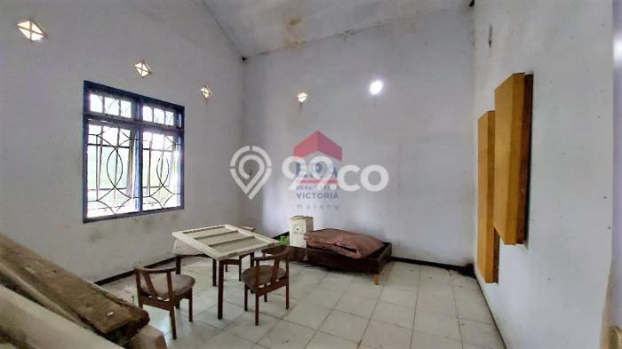 Rumah Cantik Siap Pakai Di Pakis Luas 400m2 Lokasi Strategis Rumah Cantik Siap Pakai Di Pakis Luas 400m2 Lokasi Strategis