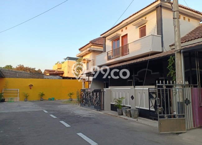 Rumah di Colomadu, Solo, Luas 110m² LB 180m² Rumah di Colomadu, Solo, Luas 110m² LB 180m²