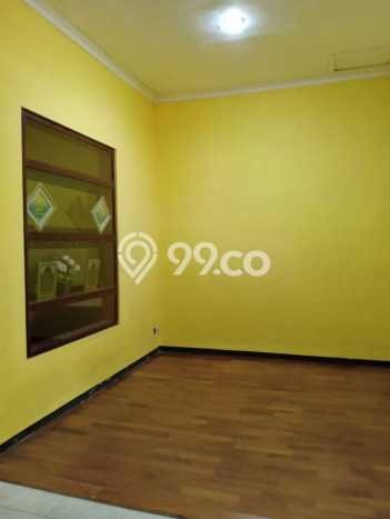 Rumah di Colomadu, Solo, Luas 110m² LB 180m² Rumah di Colomadu, Solo, Luas 110m² LB 180m²