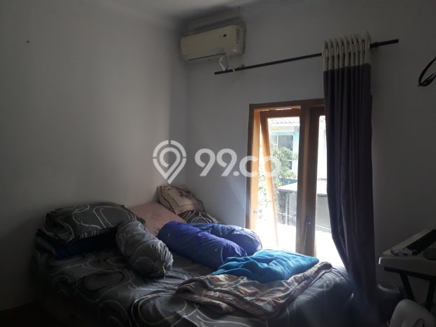 Jual Rumah Bagus Siap Huni LB 180m2 di Semarang Barat, Semarang Jual Rumah Bagus Siap Huni LB 180m2 di Semarang Barat, Semarang
