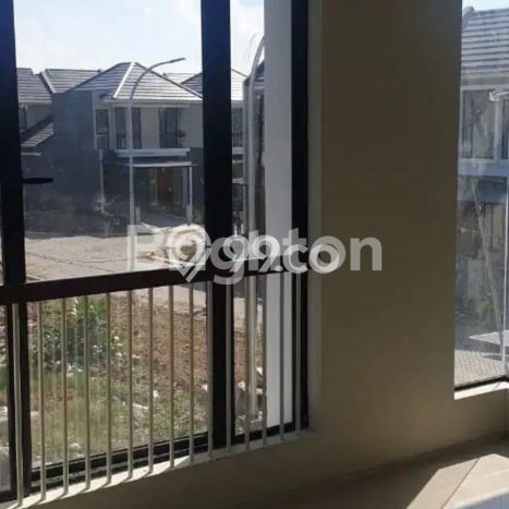 Jual Rumah Eksklusif 2 KT di Citraland, Surabaya Jual Rumah Eksklusif 2 KT di Citraland, Surabaya