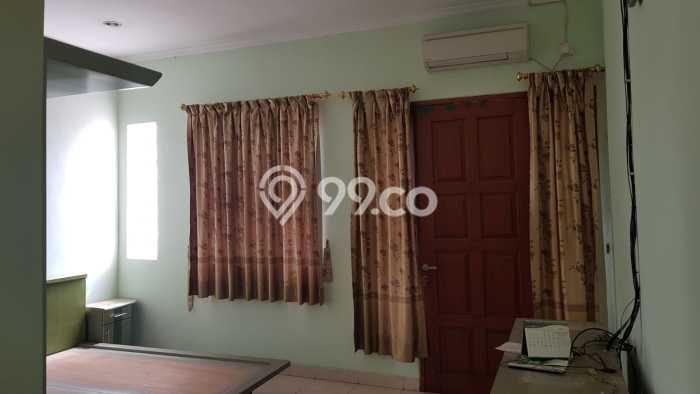 Disewakan! Rumah 3 Kamar Tidur &
3 Kamar Mandi di Pluit, Jakarta Utara Disewakan! Rumah 3 Kamar Tidur &
3 Kamar Mandi di Pluit, Jakarta Utara