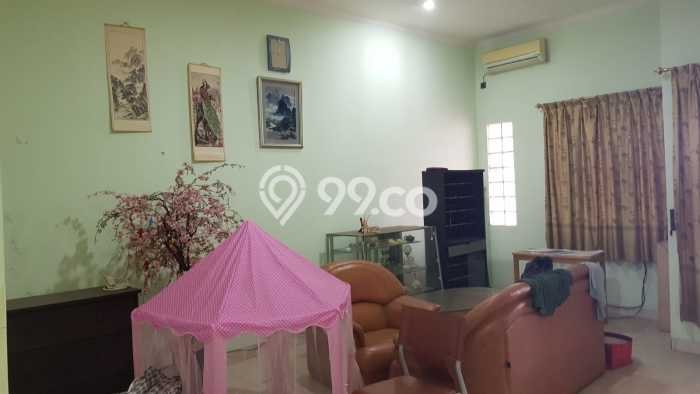 Disewakan! Rumah 3 Kamar Tidur &
3 Kamar Mandi di Pluit, Jakarta Utara Disewakan! Rumah 3 Kamar Tidur &
3 Kamar Mandi di Pluit, Jakarta Utara