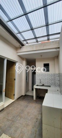 Rumah di Tanah Mas, 2 KM, Area Asri, LT 120m² LB 100m² Rumah di Tanah Mas, 2 KM, Area Asri, LT 120m² LB 100m²