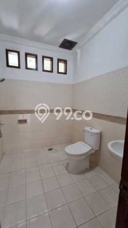 HARGA TERBAIK! Rumah Premium area Bintaro, Luas 255m² Bangunan 300m² HARGA TERBAIK! Rumah Premium area Bintaro, Luas 255m² Bangunan 300m²