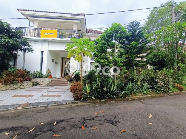 For Sale! Premium House LT 334m2 Desain Modern di Sentul City For Sale! Premium House LT 334m2 Desain Modern di Sentul City