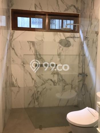 Rumah Luxury Modern Tanpa Renovasi di Kemang Jakarta Selatan Rumah Luxury Modern Tanpa Renovasi di Kemang Jakarta Selatan