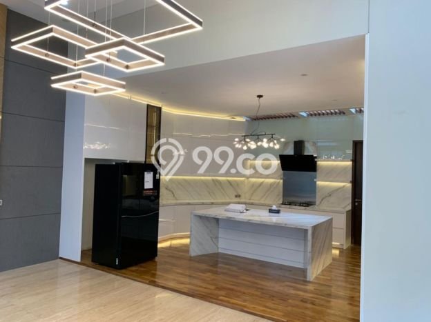Jual Rumah Luas Elegan Dengan View Eksklusif di BSD Bukit Golf, Tangerang Jual Rumah Luas Elegan Dengan View Eksklusif di BSD Bukit Golf, Tangerang
