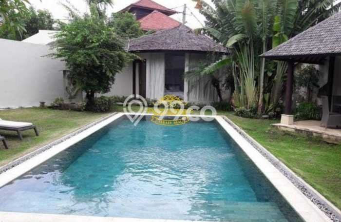 Hunian Elit LB 258m2 Siap Huni Desain Elegan di Canggu, Badung Hunian Elit LB 258m2 Siap Huni Desain Elegan di Canggu, Badung