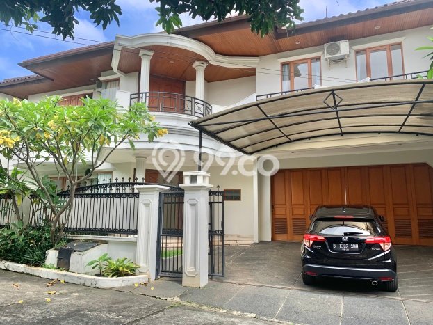Hunian Bagus Disewakan di Cipete, Jakarta Selatan LT 400m2, LB 350m2 Hunian Bagus Disewakan di Cipete, Jakarta Selatan LT 400m2, LB 350m2