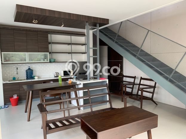 Hunian Elit LB 135m2 Siap Pakai Desain Elegan di BSD City, Tangerang Hunian Elit LB 135m2 Siap Pakai Desain Elegan di BSD City, Tangerang