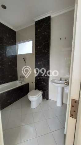 Jual Rumah 4 KT di BSD Delatinos, Tangerang - LT 300m² Jual Rumah 4 KT di BSD Delatinos, Tangerang - LT 300m²