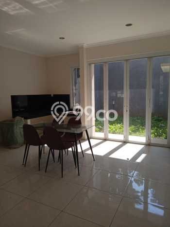 For Sale Rumah 3 Kamar Lokasi Strategis Bagus dan Strategis di Cinere For Sale Rumah 3 Kamar Lokasi Strategis Bagus dan Strategis di Cinere