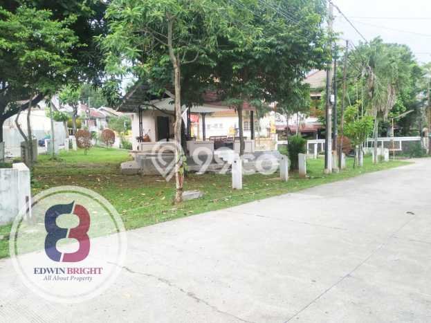For Sale Rumah 3 Kamar Lokasi Strategis Nyaman dan Strategis di Cinere For Sale Rumah 3 Kamar Lokasi Strategis Nyaman dan Strategis di Cinere