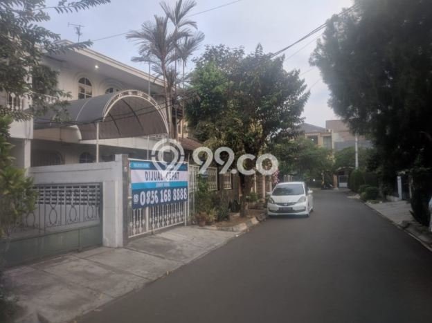 Ready to Use! Luxury House LT 207m2 Desain Elegan di Pondok Indah Ready to Use! Luxury House LT 207m2 Desain Elegan di Pondok Indah