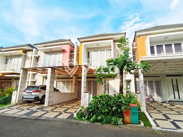 PENAWARAN TERBAIK! Rumah Strategis area Summarecon Bekasi, LT 119m² LB 125m² PENAWARAN TERBAIK! Rumah Strategis area Summarecon Bekasi, LT 119m² LB 125m²