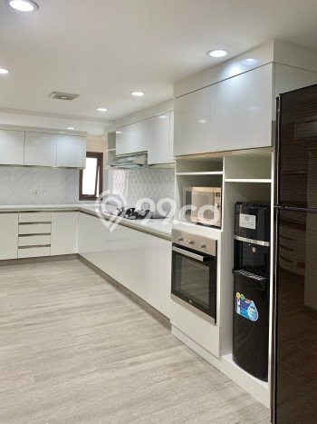 Rumah Kondisi Baik Disewakan di Pondok Indah, Jakarta Selatan LT 500m2, LB 400m2 Rumah Kondisi Baik Disewakan di Pondok Indah, Jakarta Selatan LT 500m2, LB 400m2