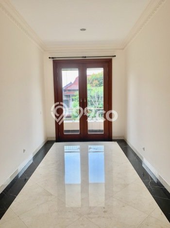 Rumah Kondisi Baik Disewakan di Pondok Indah, Jakarta Selatan LT 500m2, LB 400m2 Rumah Kondisi Baik Disewakan di Pondok Indah, Jakarta Selatan LT 500m2, LB 400m2