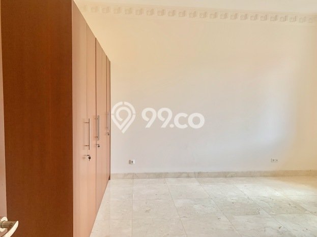 Rumah Kondisi Baik Disewakan di Pondok Indah, Jakarta Selatan LT 500m2, LB 400m2 Rumah Kondisi Baik Disewakan di Pondok Indah, Jakarta Selatan LT 500m2, LB 400m2