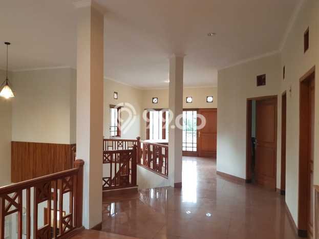 Hunian Elit LB 300m2 Siap Pakai Desain Elegan di Geger Kalong, Bandung Hunian Elit LB 300m2 Siap Pakai Desain Elegan di Geger Kalong, Bandung