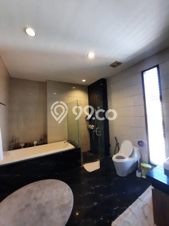 Rumah Mewah Dijual LT 335m2 di Kebayoran Baru, Jakarta Selatan Rumah Mewah Dijual LT 335m2 di Kebayoran Baru, Jakarta Selatan