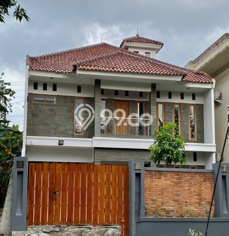 Dijual Hunian Mewah dengan Fasilitas Sekitar Lengkap di Limo, Depok Dijual Hunian Mewah dengan Fasilitas Sekitar Lengkap di Limo, Depok