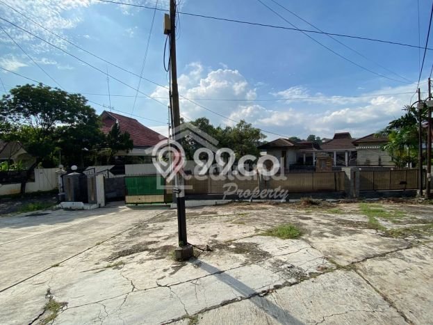 Rumah Mewah Siap Huni LT 1000m2 di Gajah Mungkur, Semarang Rumah Mewah Siap Huni LT 1000m2 di Gajah Mungkur, Semarang