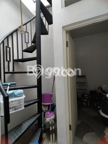 Rumah 5 Kamar Tidur Lokasi Premium di Kawasan Elite BSD, Tangerang Rumah 5 Kamar Tidur Lokasi Premium di Kawasan Elite BSD, Tangerang