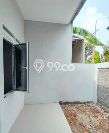 Rumah Strategis area Bojong Sari, Depok, Luas 36m² LB 61m² - HARGA NEGO! Rumah Strategis area Bojong Sari, Depok, Luas 36m² LB 61m² - HARGA NEGO!