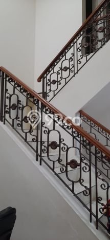 PENAWARAN TERBAIK! Rumah Strategis area Kota Wisata, LT 180m² LB 165m² PENAWARAN TERBAIK! Rumah Strategis area Kota Wisata, LT 180m² LB 165m²