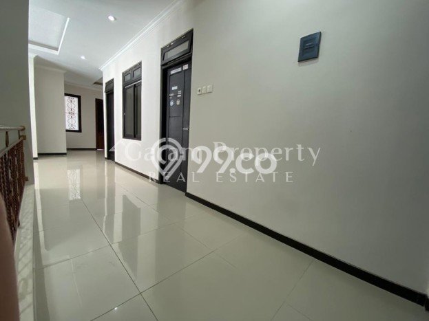 Disewakan Rumah Konsep Modern di Denpasar Selatan Denpasar dengan 4 Kamar Disewakan Rumah Konsep Modern di Denpasar Selatan Denpasar dengan 4 Kamar
