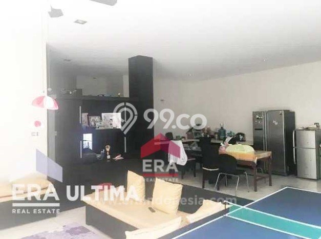 Rumah Elit LB 296m2 Siap Pakai Desain Elegan di Pasteur, Bandung Rumah Elit LB 296m2 Siap Pakai Desain Elegan di Pasteur, Bandung