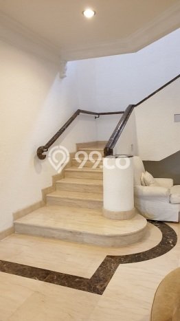 Rumah Luxury Modern Siap Huni di Pondok Indah Jakarta Selatan Rumah Luxury Modern Siap Huni di Pondok Indah Jakarta Selatan