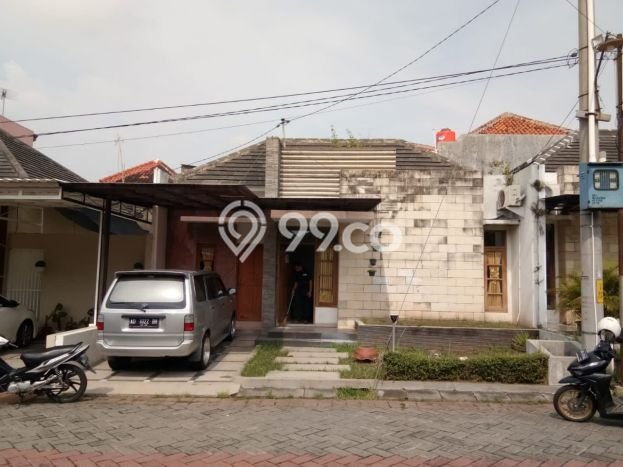 Dijual Rumah Strategis Bagus Punya 2 KT di Colomadu Karanganyar SHM Dijual Rumah Strategis Bagus Punya 2 KT di Colomadu Karanganyar SHM