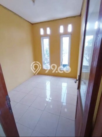 BEST CHOICE! Rumah kawasan Colomadu, 2 KM, Akses Mall, Luas 66m² Bangunan 90m² BEST CHOICE! Rumah kawasan Colomadu, 2 KM, Akses Mall, Luas 66m² Bangunan 90m²