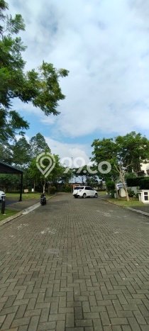 Rumah Elit Modern Tanpa Renovasi di BSD Green Wich Tangerang Rumah Elit Modern Tanpa Renovasi di BSD Green Wich Tangerang