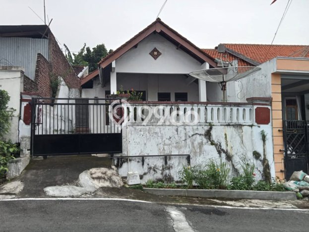 DIJUAL CEPAT! Rumah Nyaman di Manyaran, Semarang, Luas 154m² Bangunan 100m² Bisa Nego! DIJUAL CEPAT! Rumah Nyaman di Manyaran, Semarang, Luas 154m² Bangunan 100m² Bisa Nego!
