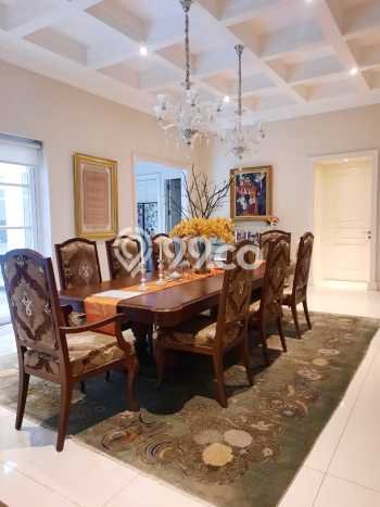 Rumah Elit Modern Tanpa Renovasi di Veteran Jakarta Selatan Rumah Elit Modern Tanpa Renovasi di Veteran Jakarta Selatan