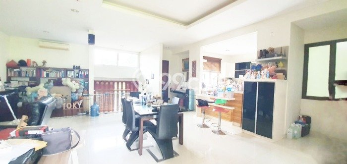 Rumah Mewah LB 500m2 Siap Pakai Desain Elegan di Bintaro, Jakarta Selatan Rumah Mewah LB 500m2 Siap Pakai Desain Elegan di Bintaro, Jakarta Selatan