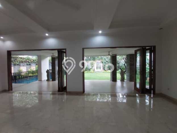 Rumah di Ampera, 3 KM, Pemandangan Indah, Luas 1100m² Bangunan 480m² Rumah di Ampera, 3 KM, Pemandangan Indah, Luas 1100m² Bangunan 480m²